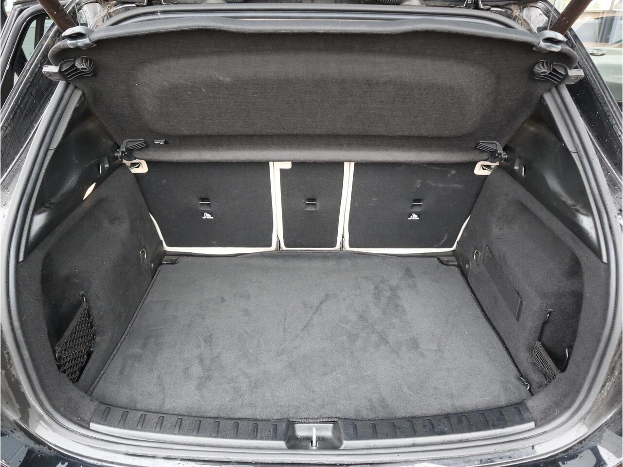 Mercedes-Benz GLA-KLASSE 250 e Star Edition