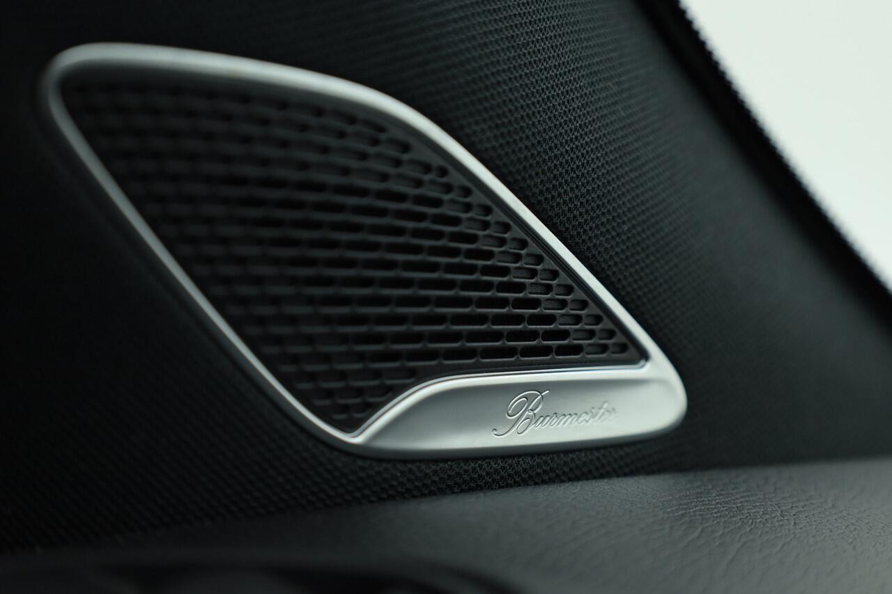 Mercedes-Benz GLA-KLASSE 250 e AMG Line | Augmented Reality | Burmester | Trekhaak | All Season | Dodehoek