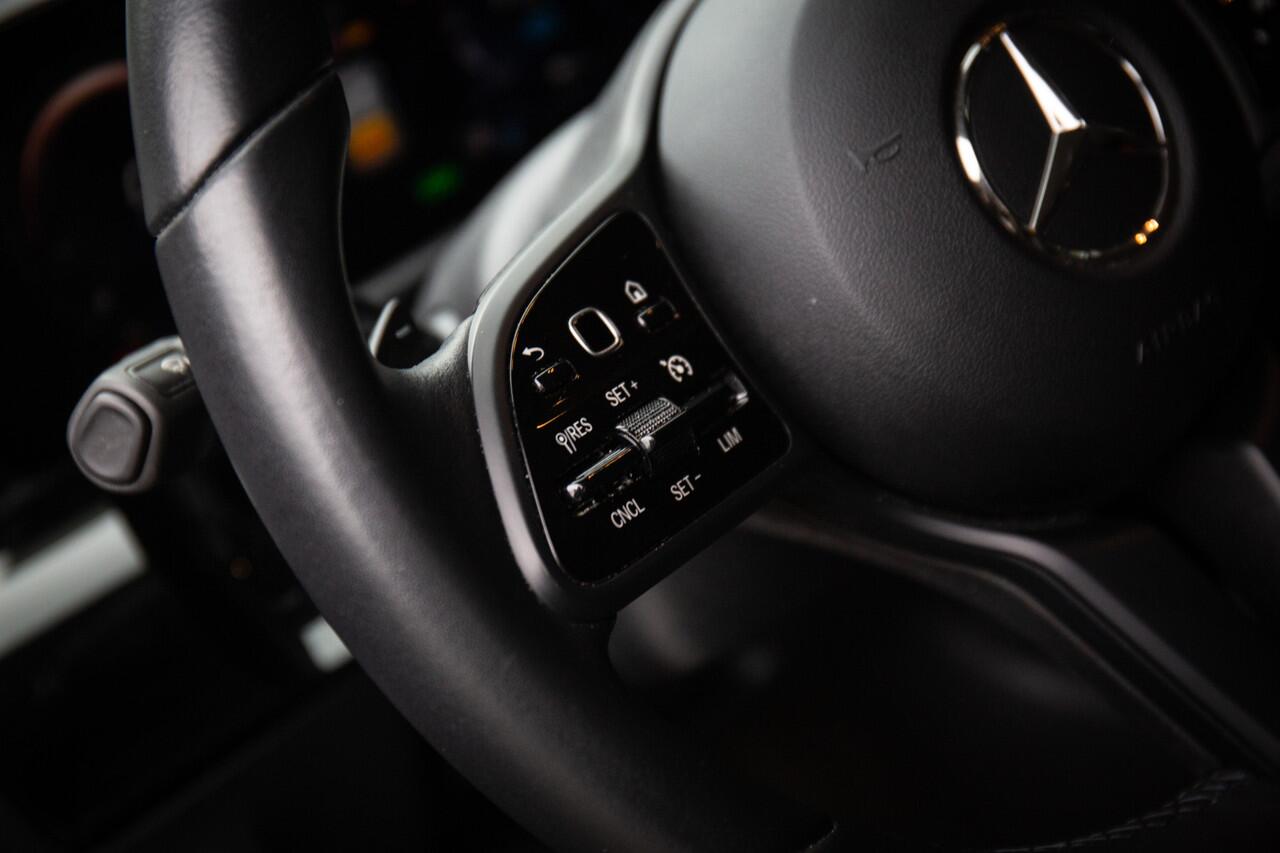 Mercedes-Benz GLA-KLASSE 250 e Business Solution AMG Limited , Trekhaak, Camera, Voorstoelen verwarmd, Cruise control