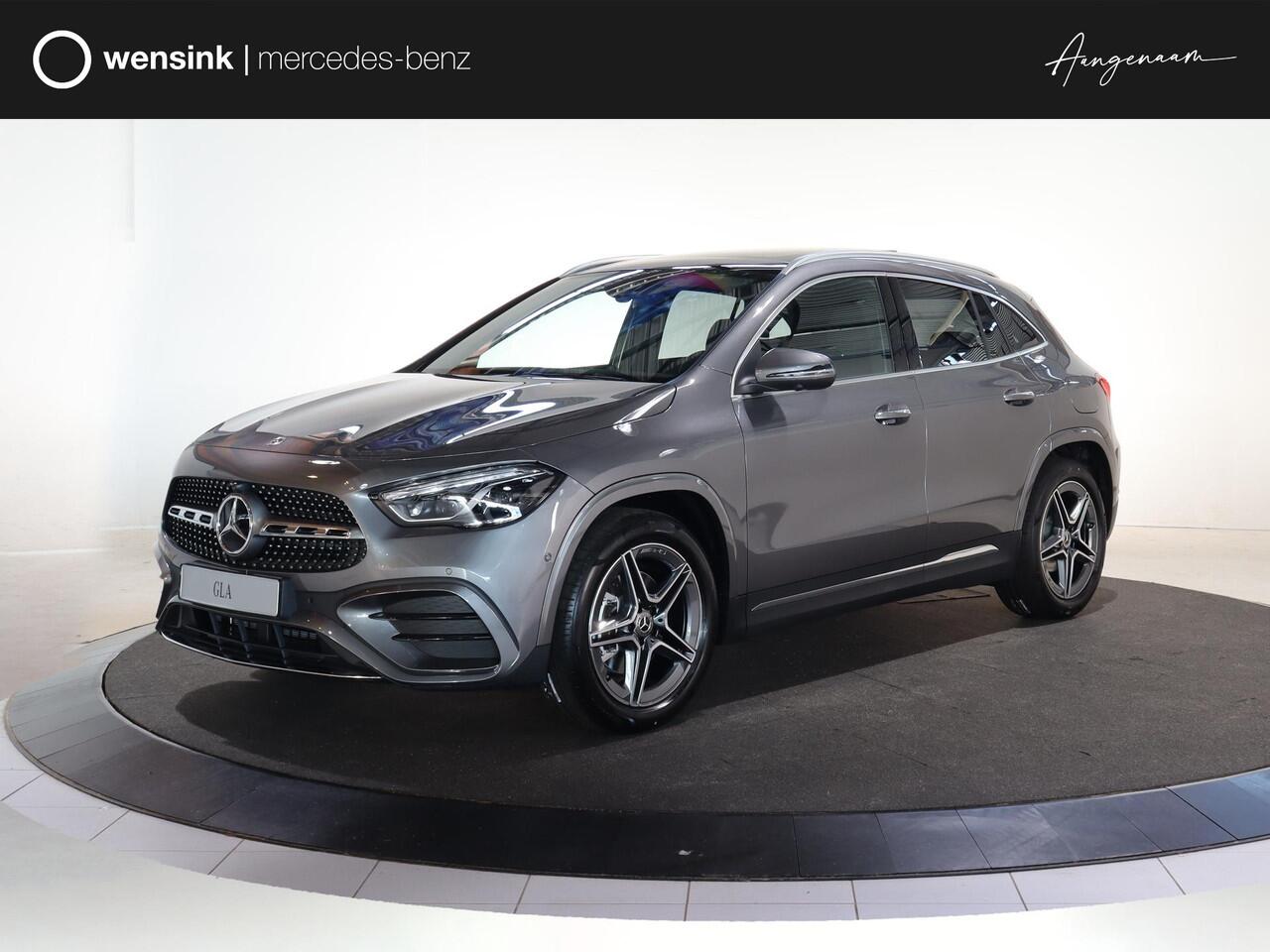 Mercedes-Benz GLA-KLASSE 180 Business Solution AMG | Panoramaschuifdak | Premium Plus | head-up display | Trekhaak