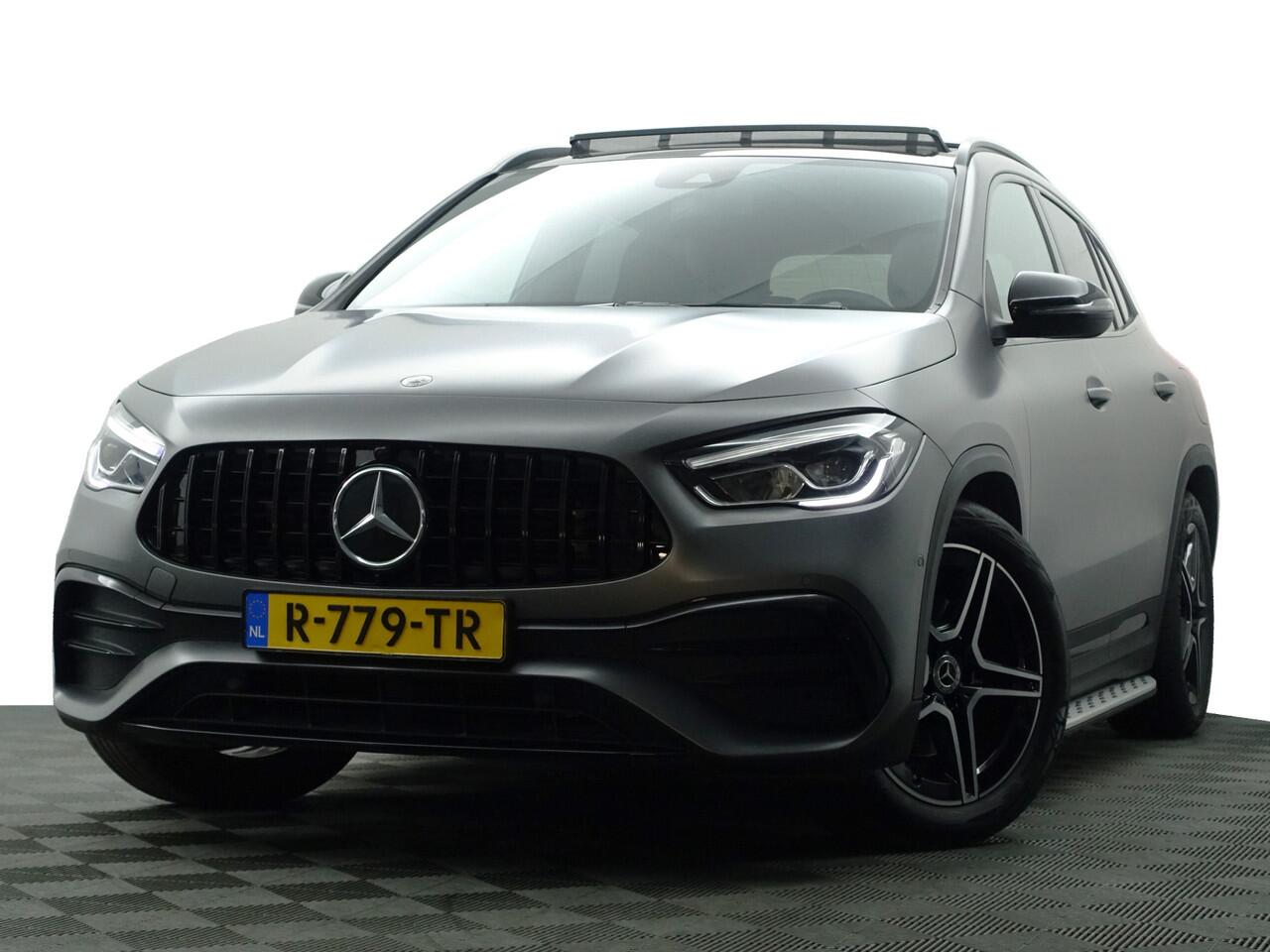 Mercedes-Benz GLA-KLASSE 200 AMG Night Edition Aut- Panodak I Leer I Widescreen I Sfeerverlichting I Matt grey
