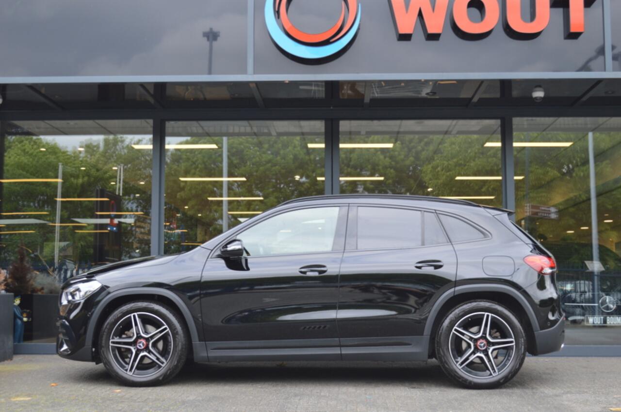 Mercedes-Benz GLA-KLASSE 200 AMG Led Widescreen Sfeer Camera Night Augmented Pdc