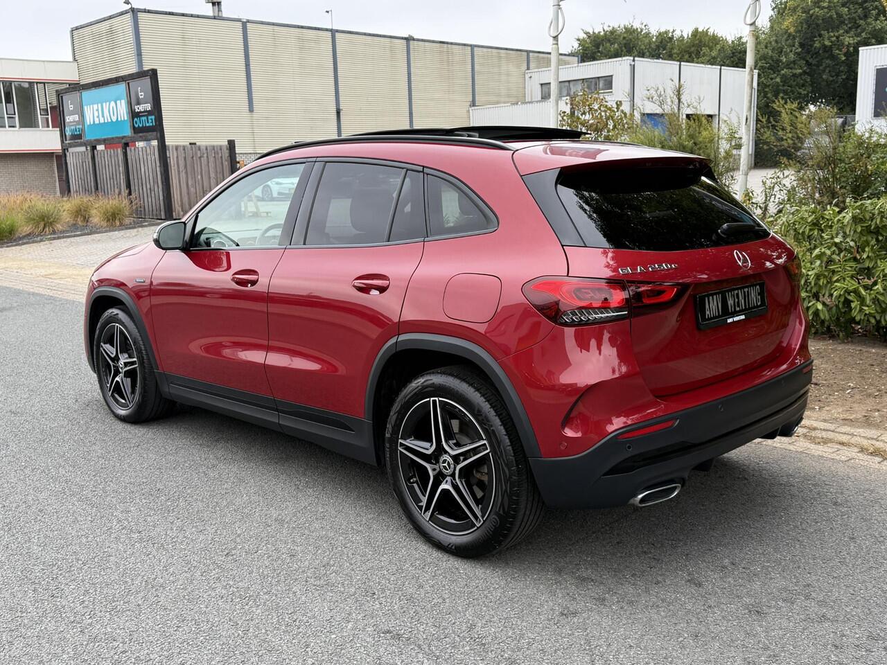 Mercedes-Benz GLA-KLASSE 250e AMG 218PK PanooTrekhaak