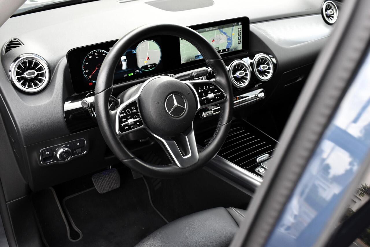 Mercedes-Benz GLA-KLASSE 250 e Progressive Distronic Carplay