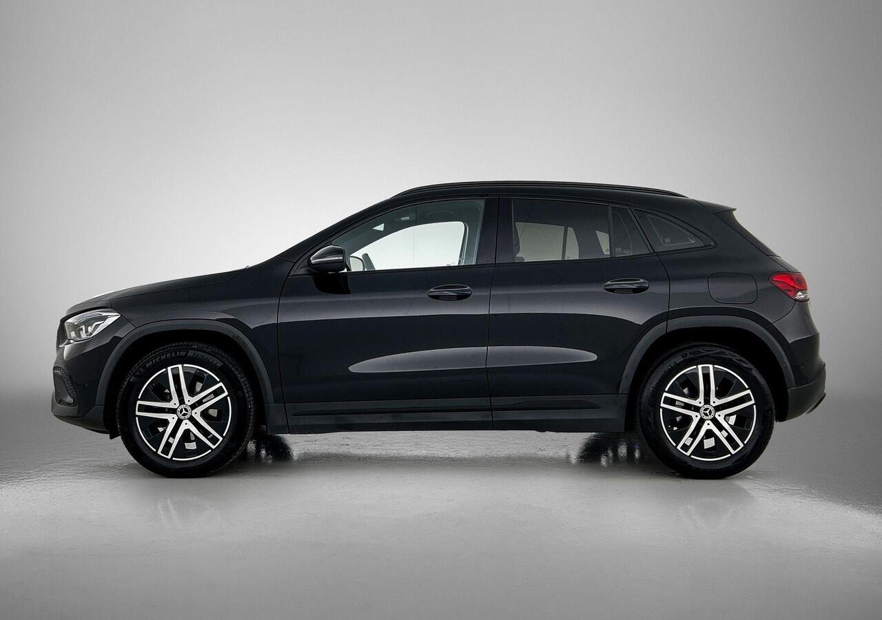 Mercedes-Benz GLA-KLASSE 200 Black Line 163PK CAMERA | NAVI | STOF-LEDER
