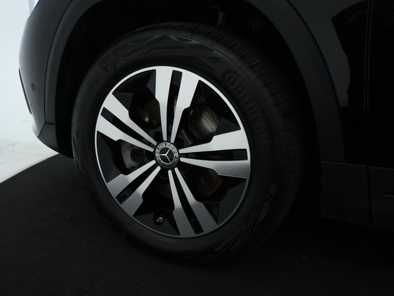 Mercedes-Benz GLA-KLASSE 250 e Plug-In Hybride Trekhaak | Night Pakket |Stoelverwarming voor | Distronic | Achteruitrijcamera | Keyless go | Dodehoek Assist.. Inclusief 24 maanden MB Certified garantie voor Europa.