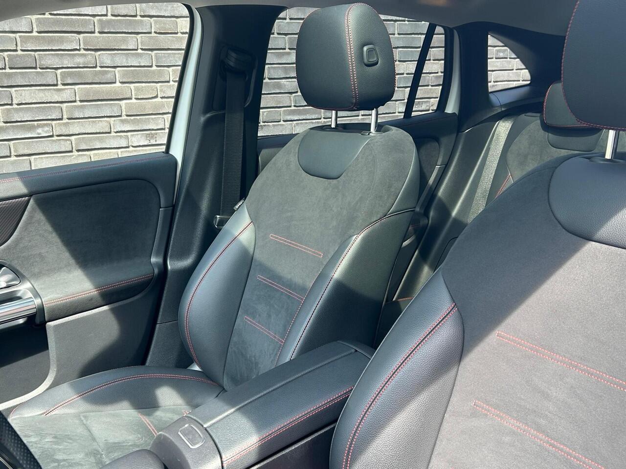 Mercedes-Benz GLA-KLASSE 250 e Business Solution AMG Limited l Panoramadak l Camera l LED l Stoelverwarming