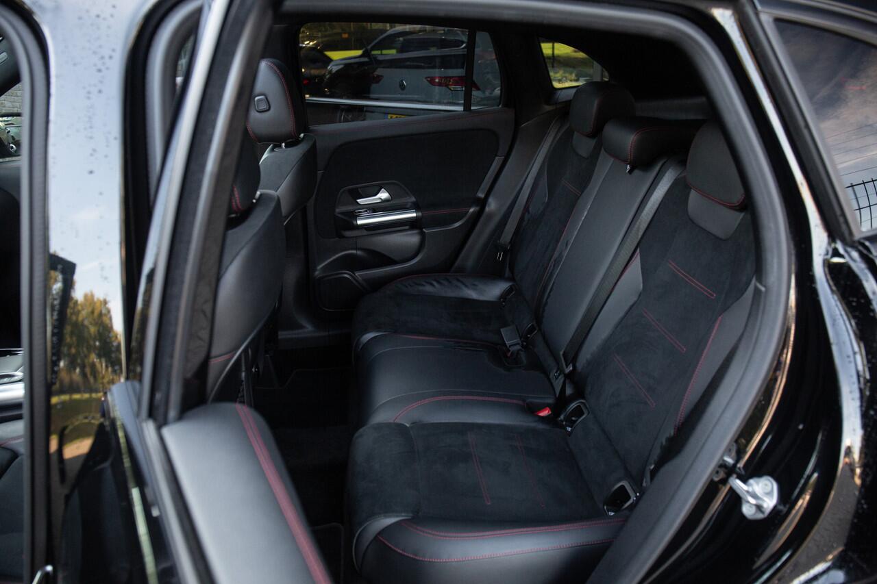 Mercedes-Benz GLA-KLASSE 250 e AMG Line , Panoramadak, Sfeerverlichting,