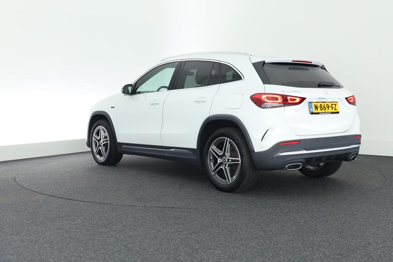 Mercedes-Benz GLA-KLASSE 250 e 218pk AMG Line Trekhaak Camera Stoelverwarming Navigatie