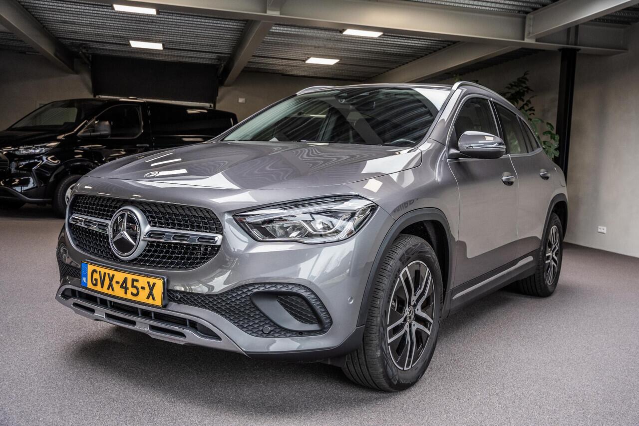 Mercedes-Benz GLA-KLASSE 250 e Luxury Line