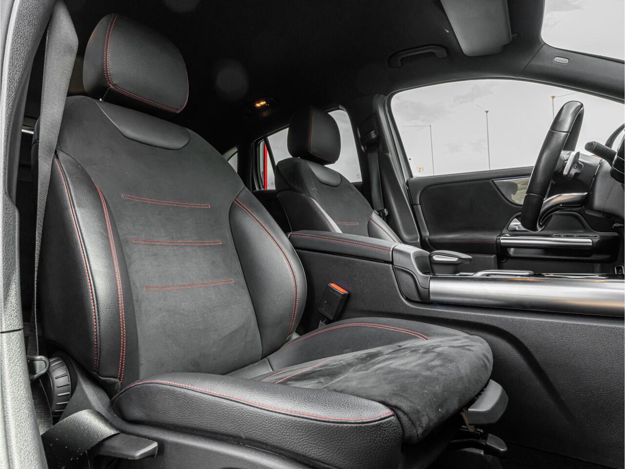 Mercedes-Benz GLA-KLASSE 200 AMG Line CAMERA 19 INCH DODEHOEK WIDESCREEN MULTI LED