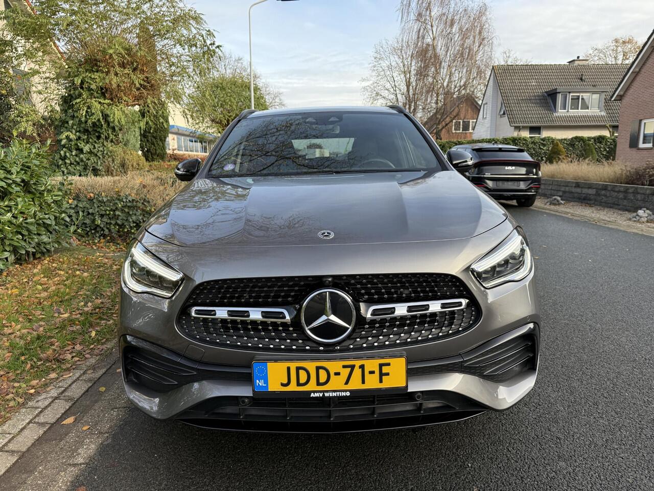 Mercedes-Benz GLA-KLASSE 200 AMG 163PK AutomaatoPanooBurmester