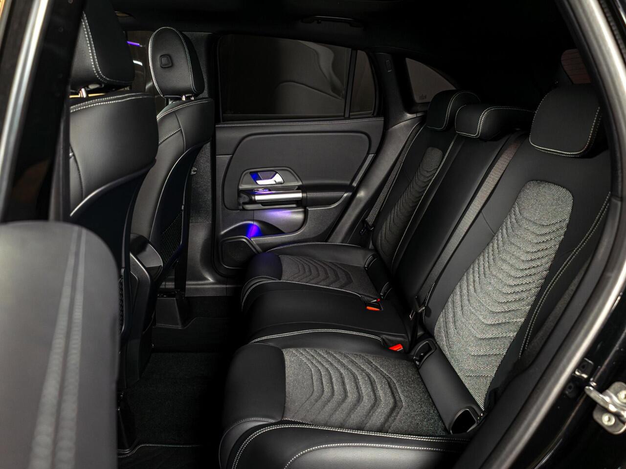 Mercedes-Benz GLA-KLASSE 250 e Luxury Line Panorama dak