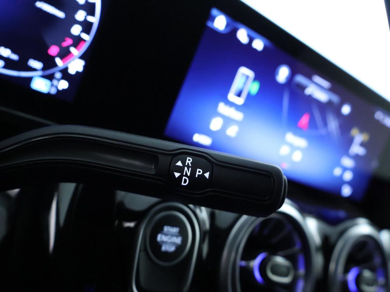 Mercedes-Benz GLA-KLASSE 250 e Plug-In Hybride Edition Progressive Line | Night Pakket | Multibeam Koplampen | Distronic | 11 kW Laden | Stuur en Stoelverwarming. Inclusief 24 maanden MB Certified garantie voor Europa.