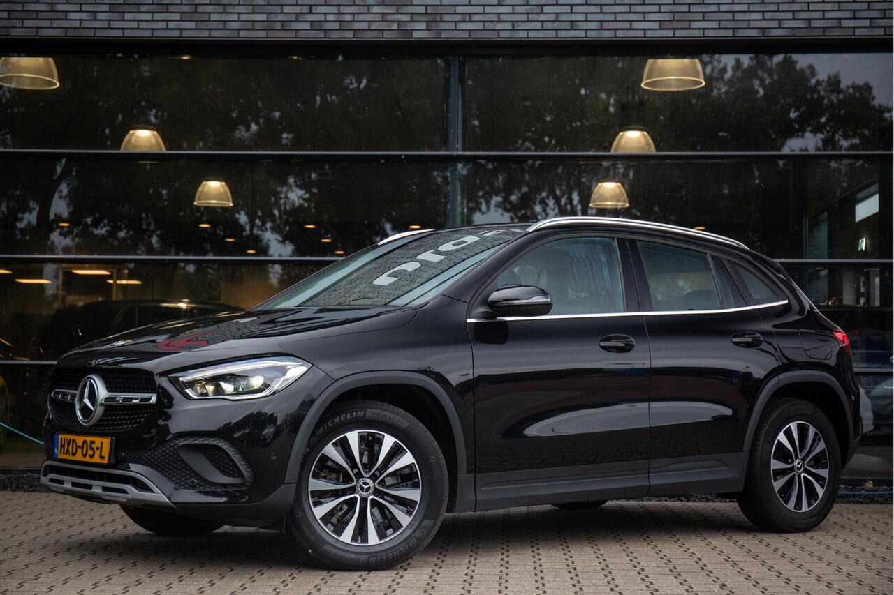 Mercedes-Benz GLA-KLASSE 250 e Business Solution AMG Limited , Trekhaak, Camera, Voorstoelen verwarmd, Cruise control