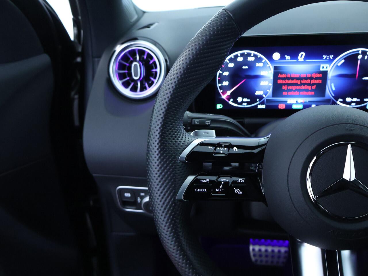 Mercedes-Benz GLA-KLASSE 250 e AMG Plug-In Hybride AMG Line | Dodehoek Assist | Memory voorstoelen | 11 kW Laden | stuur en Stoelverwarming. Inclusief 24 maanden MB Certified garantie voor Europa.