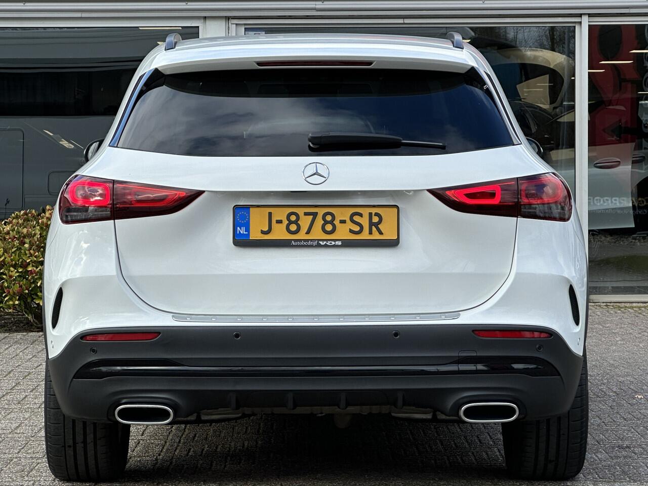 Mercedes-Benz GLA-KLASSE 200 Business Solution AMG | Sfeer | Camera | CarPlay