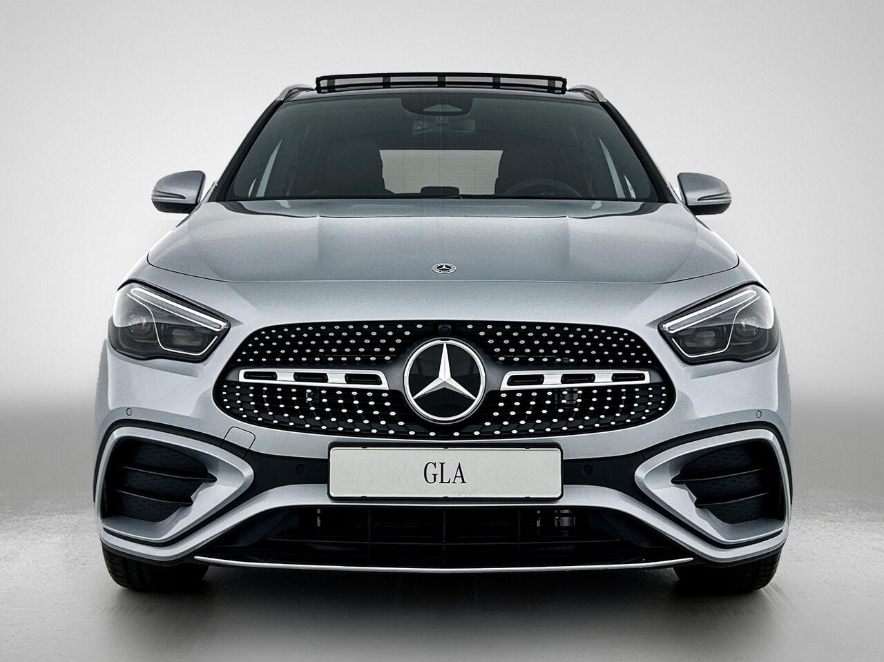 Mercedes-Benz GLA-KLASSE 180 Business Solution AMG | Trekhaak | GUARD 360 ° Vehicle protection Plus | Advanced Sound System | MULTIBEAM LED | Dodehoekassistent | Keyless-Go comfortpakket | EASY PACK achterklep |