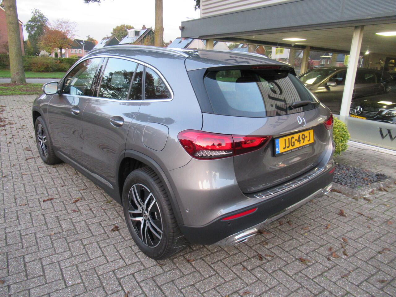 Mercedes-Benz GLA-KLASSE 200 Urban/Trekhaak/Widescreen