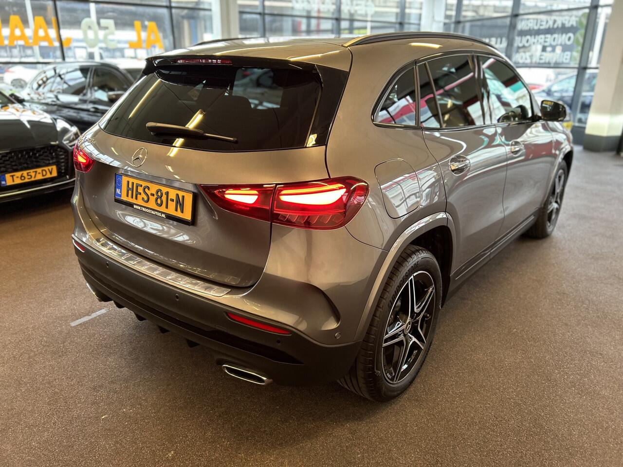 Mercedes-Benz GLA-KLASSE 250 e Star Edition AMG Line | Panoramadak | Facelift | Sfeerverlichting | Achteruitirijcamera | Adaptieve cruise control | Adaptief onderstel | Lane assist | Stoelverwarming | Apple carplay