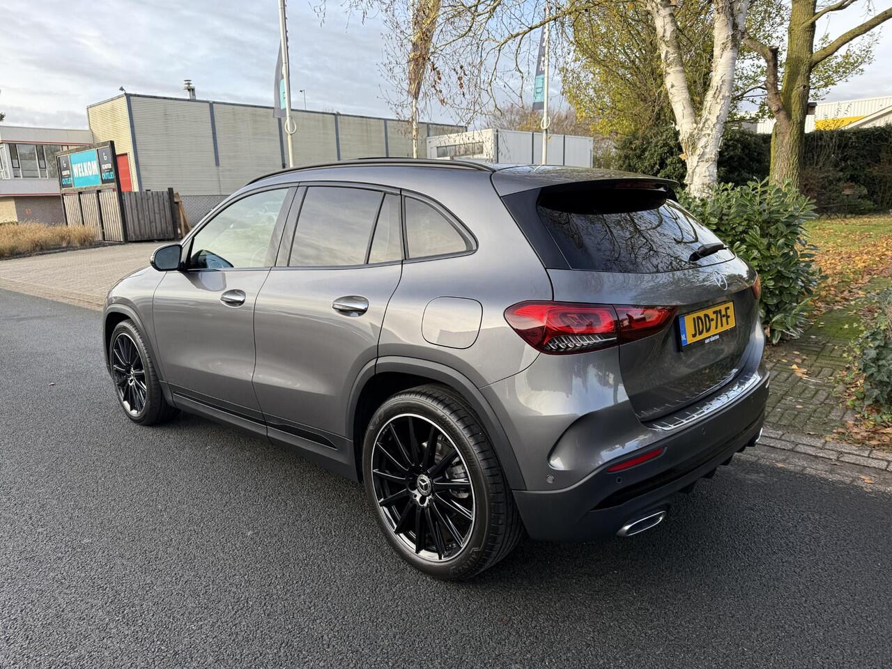 Mercedes-Benz GLA-KLASSE 200 AMG 163PK AutomaatoPanooBurmester