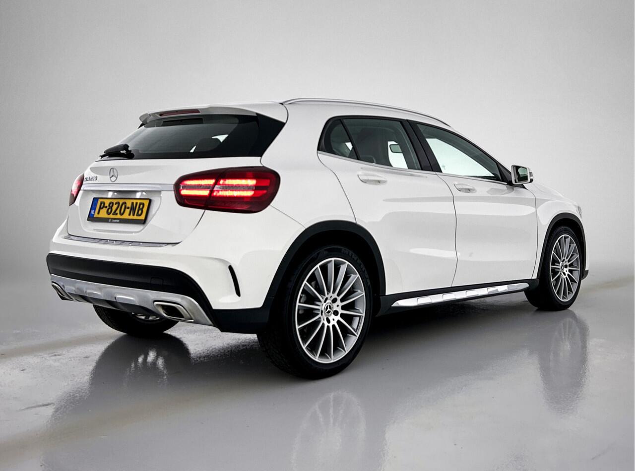 Mercedes-Benz GLA-KLASSE 200 Sport Edition | 19 inch multispaaks AMG-velgen | AMG exterieur + Urban interieur/zwart lederlook Comand Navigatie | Inclusief 24 maanden MB Certified garantie voor Europa.