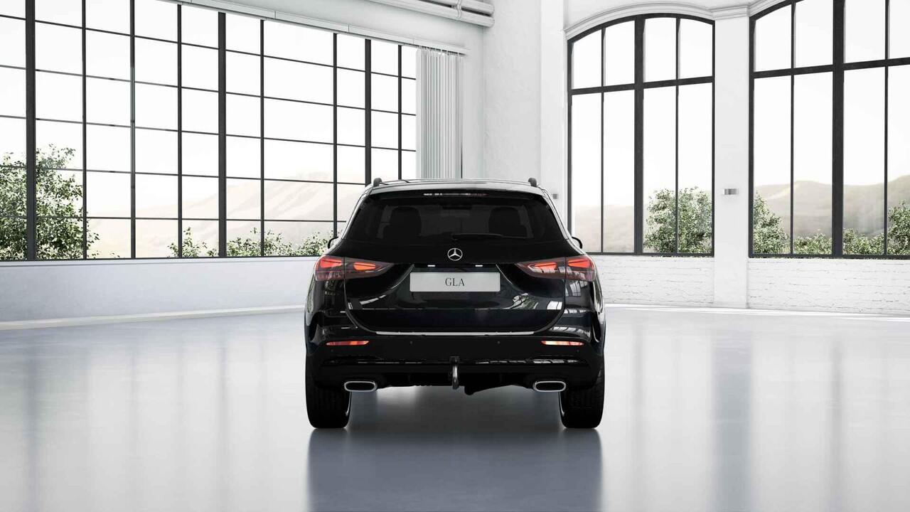 Mercedes-Benz GLA-KLASSE 180 Business Solution AMG | Panoramaschuifdak | Premium Plus | Trekhaak | Nightpakket | Achteruitrijcamera | Stoelverwarming voor |