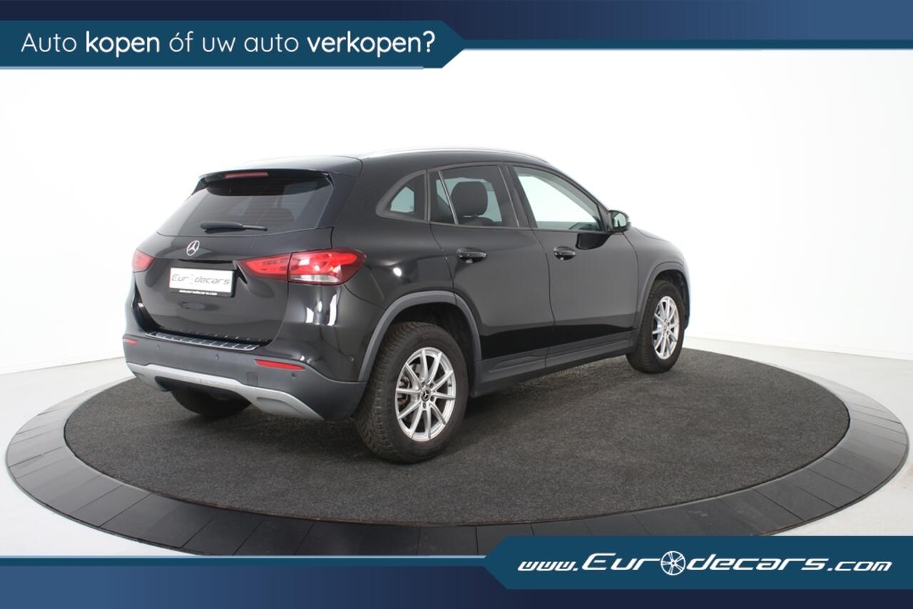 Mercedes-Benz GLA-KLASSE 180 Business Solution *1ste Eigenaar*Leer*Park assist*Navigatie*