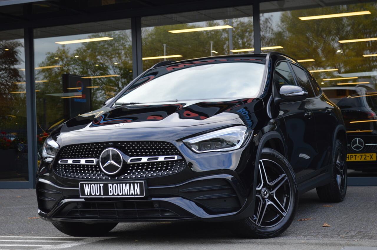 Mercedes-Benz GLA-KLASSE 250 e AMG Led Panorama Distronic Burmester Camera Night Augmented Pdc