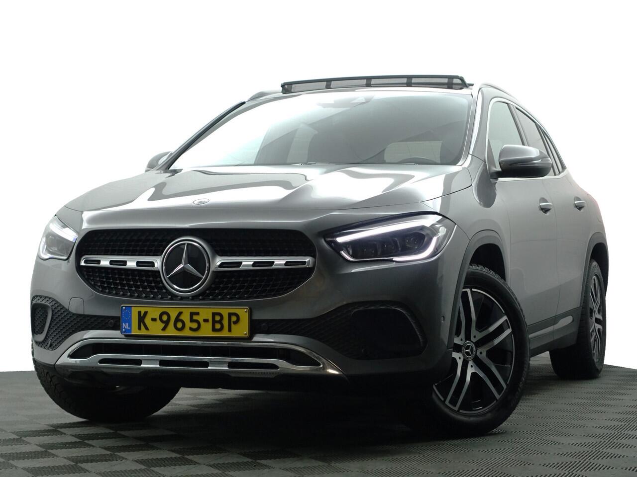 Mercedes-Benz GLA-KLASSE 200 AMG Solution Luxury Aut- Leer I Panodak I Sfeerverlichting I Memory Seats I Camera