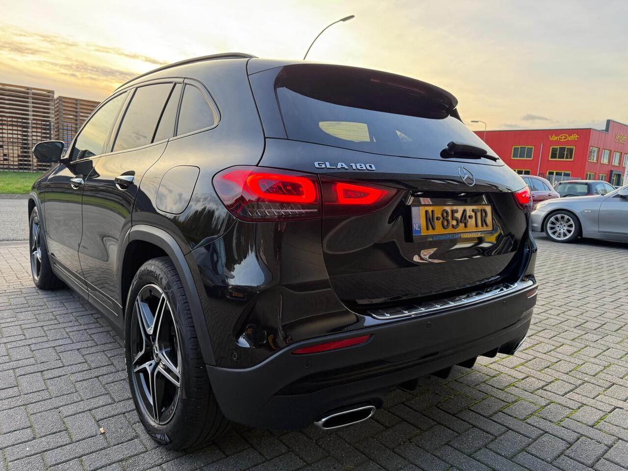 Mercedes-Benz GLA-KLASSE 180 Business Solution AMG | 1E EIGENAAR | 12MND GARANTIE | AUTOMAAT | PANO | NAVI | CRUISE | MEMORY | NL-AUT |