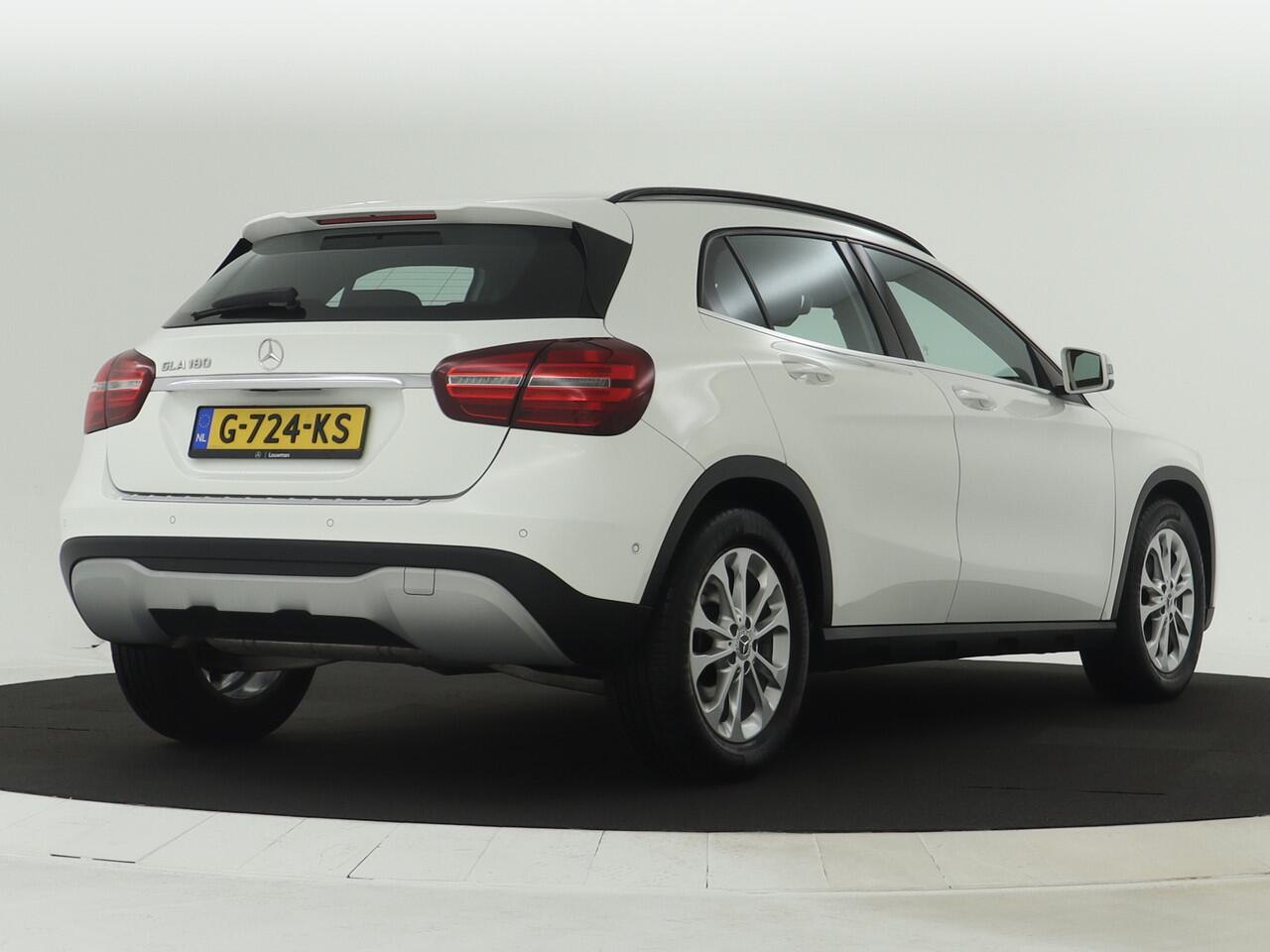 Mercedes-Benz GLA-KLASSE 180 Style automaat | Thermotronic Airco | Parkeersensoren + Camera | EASY PACK achterklep | Stoelverwarming | Navigatie | Inclusief 24 maanden MB Certified garantie voor Europa.
