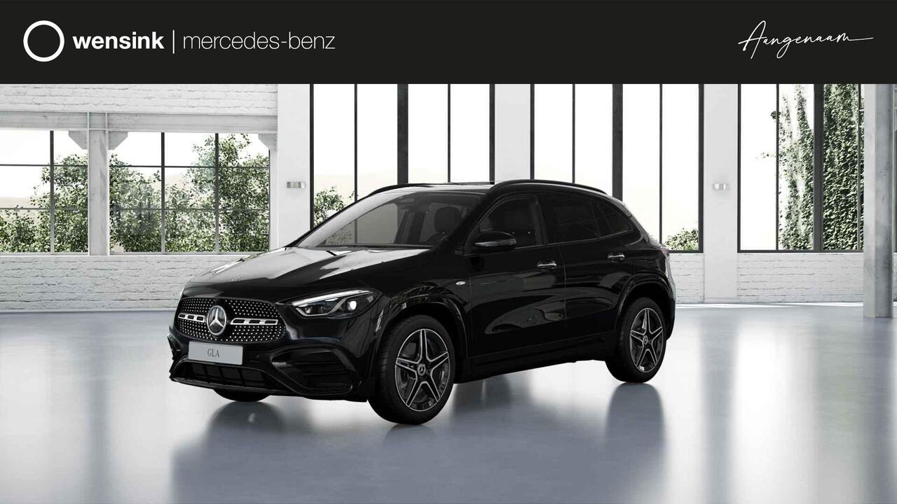 Mercedes-Benz GLA-KLASSE 250e Business Solution AMG | Panoramaschuifdak | Stoelverwarming | Nightpakket | Achteruitrijcamera | Led koplampen |