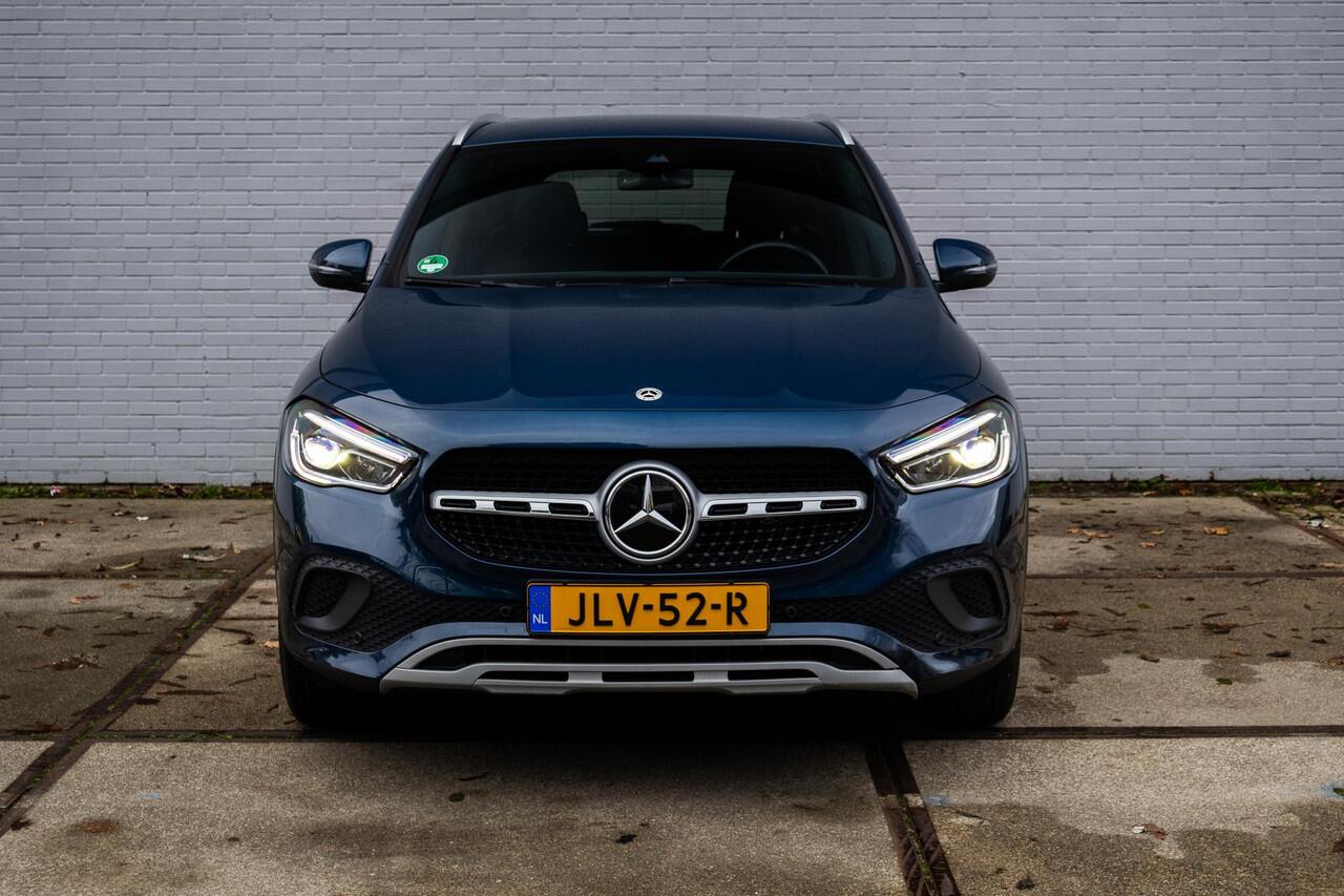 Mercedes-Benz GLA-KLASSE 250 e Half-leder| Camera|PDC|App|Lane assist
