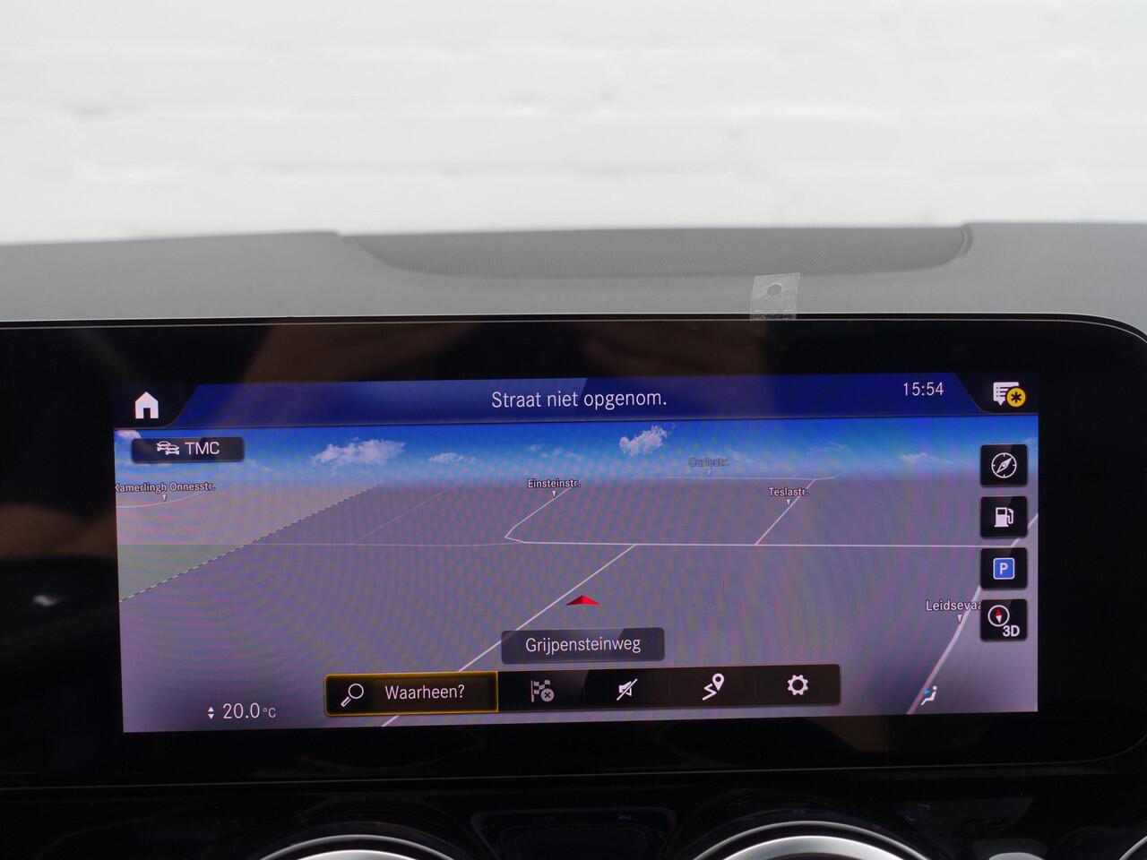 Mercedes-Benz GLA-KLASSE 250 4MATIC AMG Night Edition Aut- NAP 12dkm, Panoramadak, Sfeerverlichting, Carplay, Xenon Led, Alcantara Sport Interieur