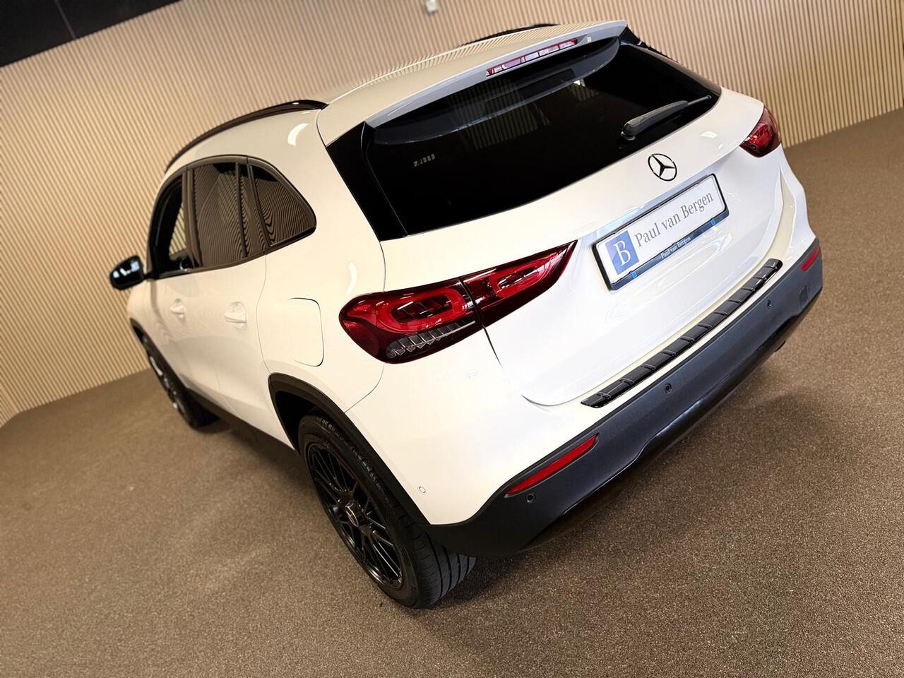 Mercedes-Benz GLA-KLASSE 200 Ambition-WIDESCREEN-CAMERA-STOELCOMFORT-APPLE CARPLAY-NL AUTO