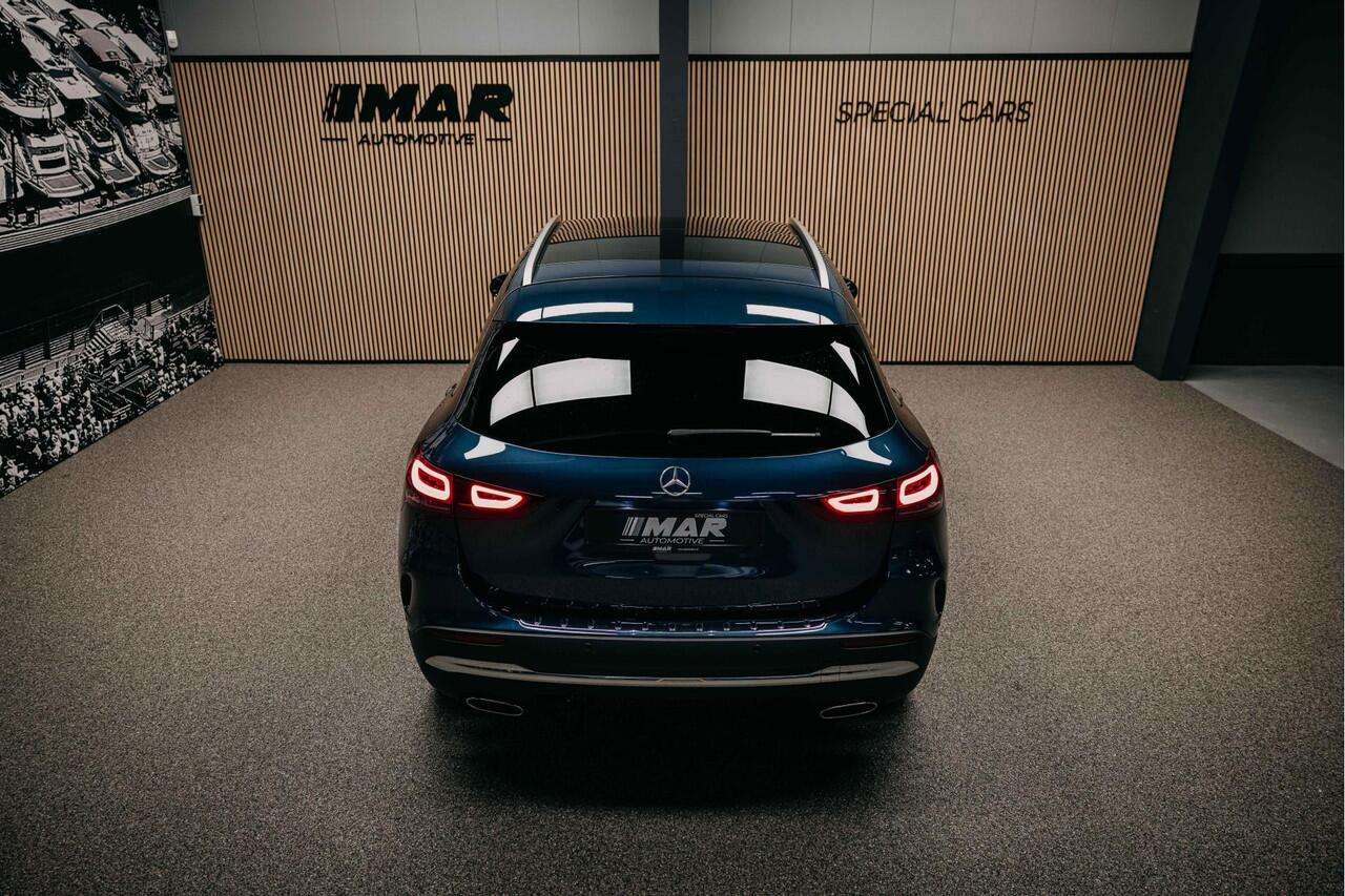Mercedes-Benz GLA-KLASSE 180 d Business Solution AMG | AMG-Line | Pano | Stoelverwarming | Achteruitrijcamera |