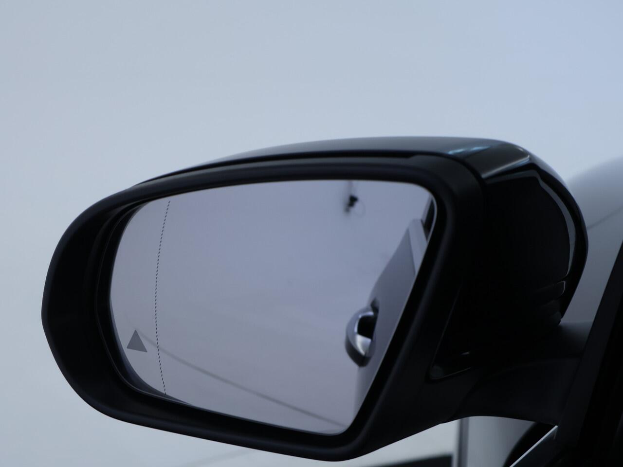 Mercedes-Benz GLA-KLASSE 250 e AMG Plug-In Hybride AMG Line | Dodehoek Assist | Memory voorstoelen | 11 kW Laden | stuur en Stoelverwarming. Inclusief 24 maanden MB Certified garantie voor Europa.