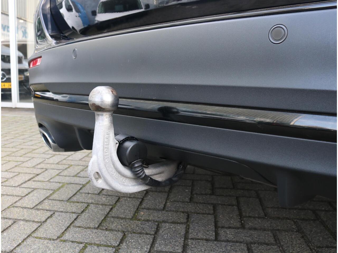 Mercedes-Benz GLA-KLASSE 250 e AMG Line | Trekhaak | Widescreen