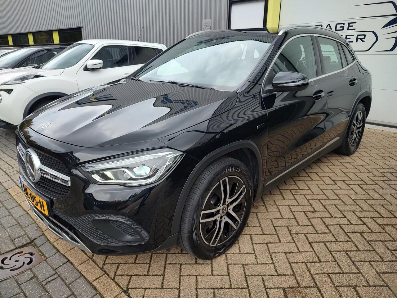 Mercedes-Benz GLA-KLASSE 250 e Progressive Plug-In leder led Camera CarPlay