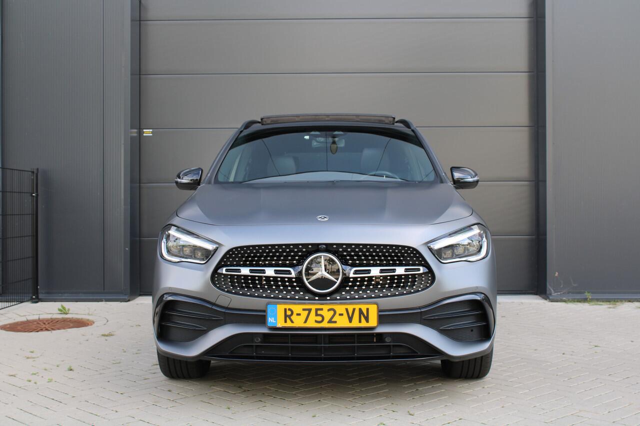 Mercedes-Benz GLA-KLASSE 250 e Business Solution AMG Limited | NAP! | BTW | PANO | MAGNO | ACC | SFEER | ELEK TREKHAAK | DODE HOEK |