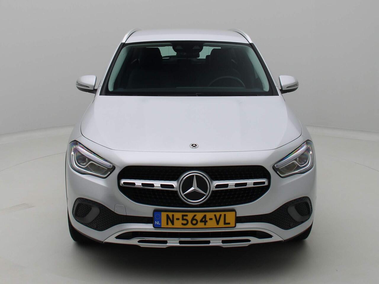Mercedes-Benz GLA-KLASSE 200 Business Solution Luxury Aut. Nw-type Navi /Camera
