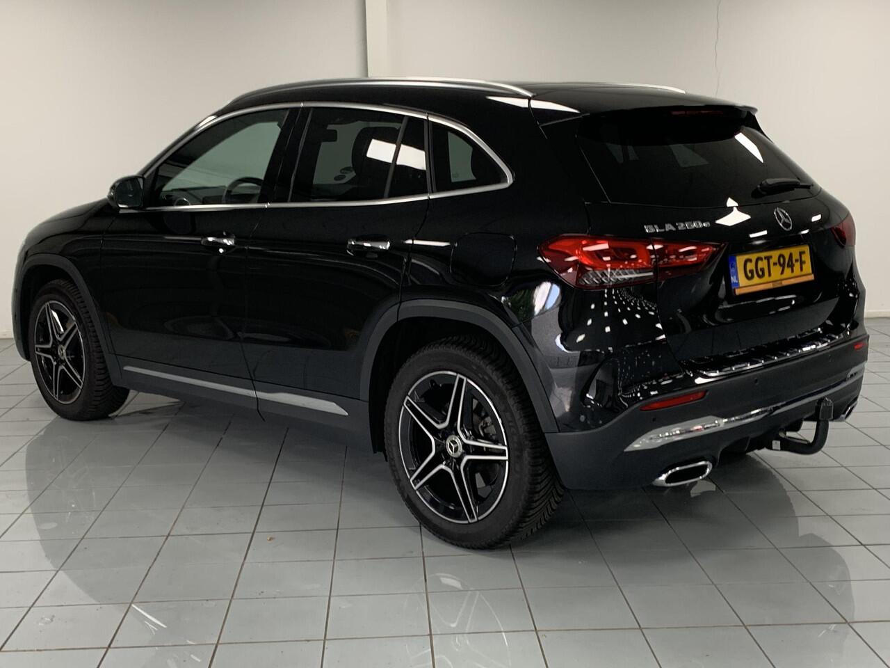 Mercedes-Benz GLA-KLASSE 250 e AMG Line | PANORAMADAK | TREKHAAK | RONDOM ZICHT CAMERA | COMPLETE AUTO!