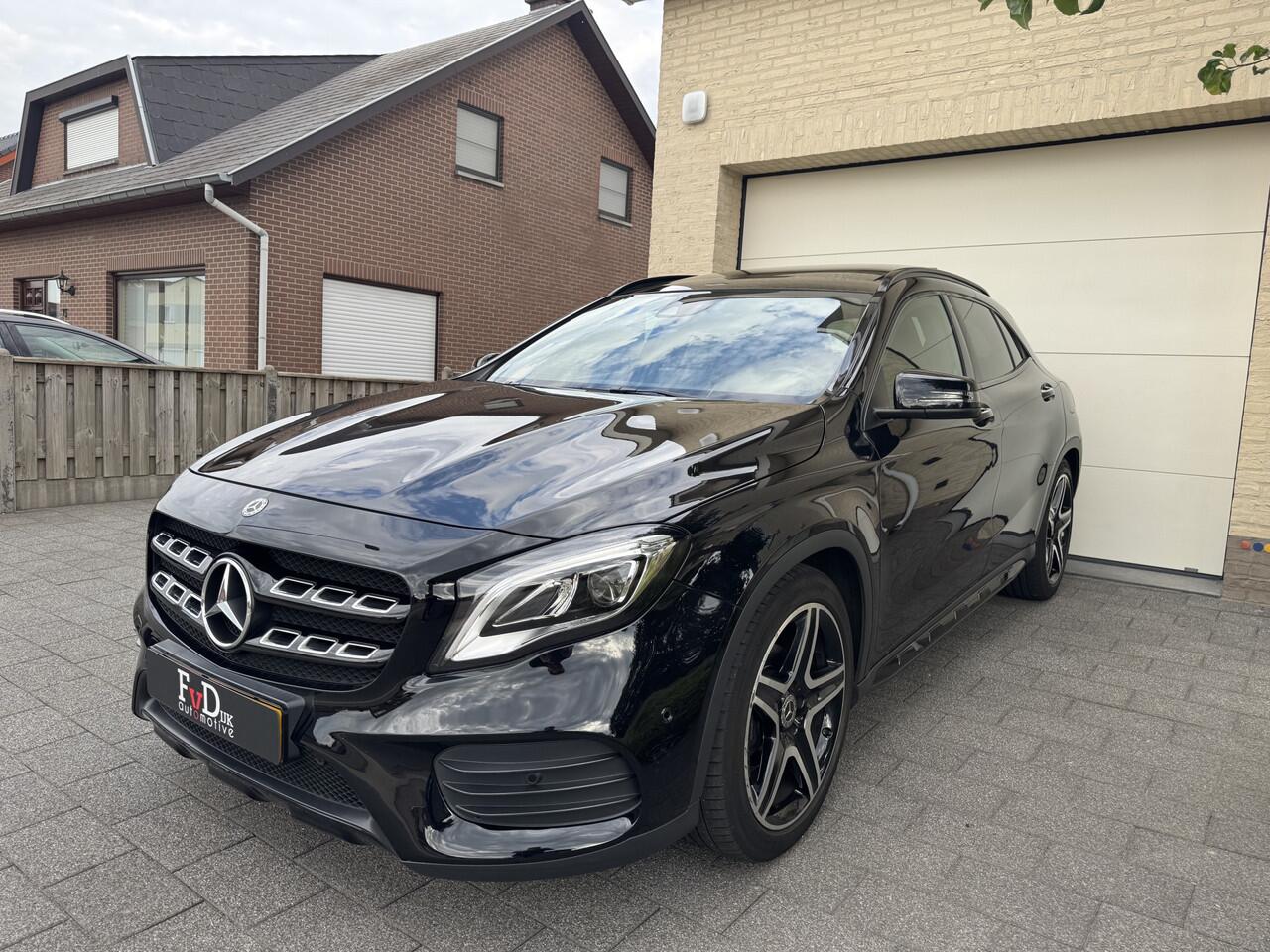 Mercedes-Benz GLA-KLASSE 180 AMG Aut Panoramadak SportLeder Nightpakket Navi Keyless Led Camera 19" Pdc