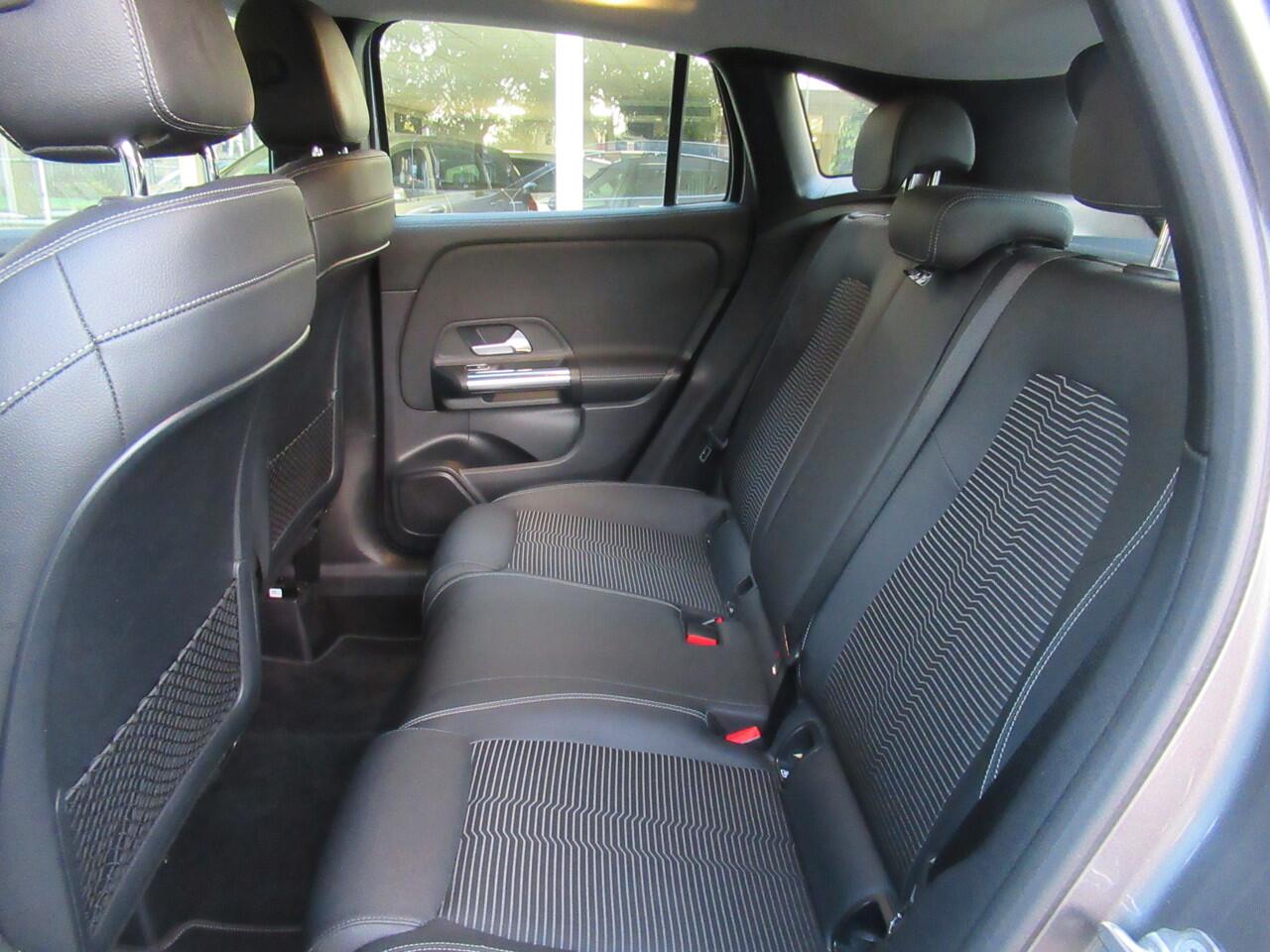 Mercedes-Benz GLA-KLASSE 200 Urban/Trekhaak/Widescreen