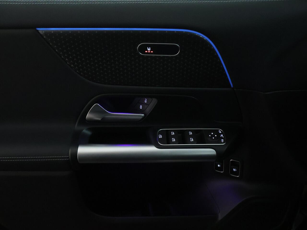 Mercedes-Benz GLA-KLASSE 250 e Plug-In Hybride Edition Progressive Line | Night Pakket | Multibeam Koplampen | Distronic | 11 kW Laden | Stuur en Stoelverwarming. Inclusief 24 maanden MB Certified garantie voor Europa.