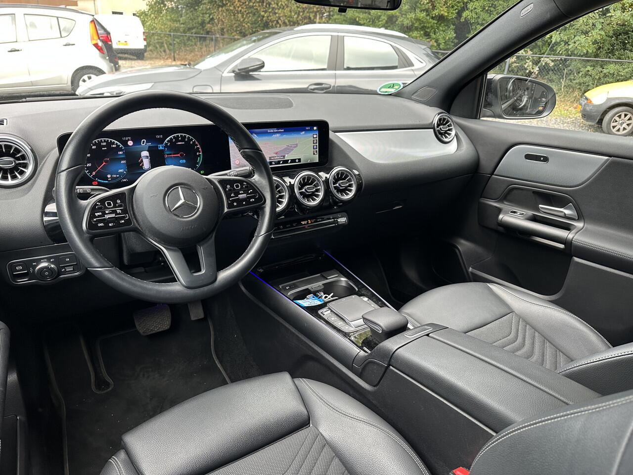 Mercedes-Benz GLA-KLASSE 250 e AMG Line Plug In Hybrid 1e Eigenaar Camera Stoelverwarming
