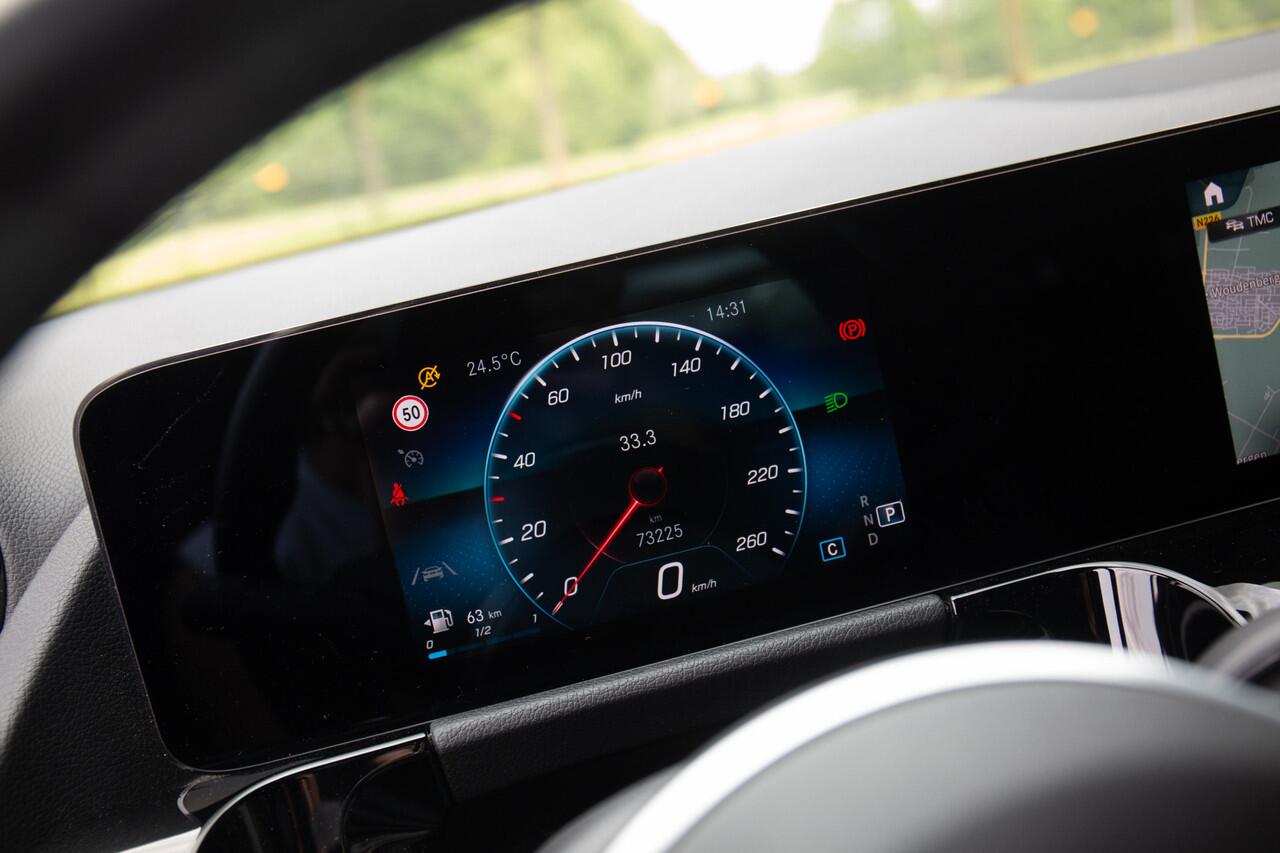 Mercedes-Benz GLA-KLASSE 200 AMG Line , Virtual cockpit, Achteruitrijcamera,