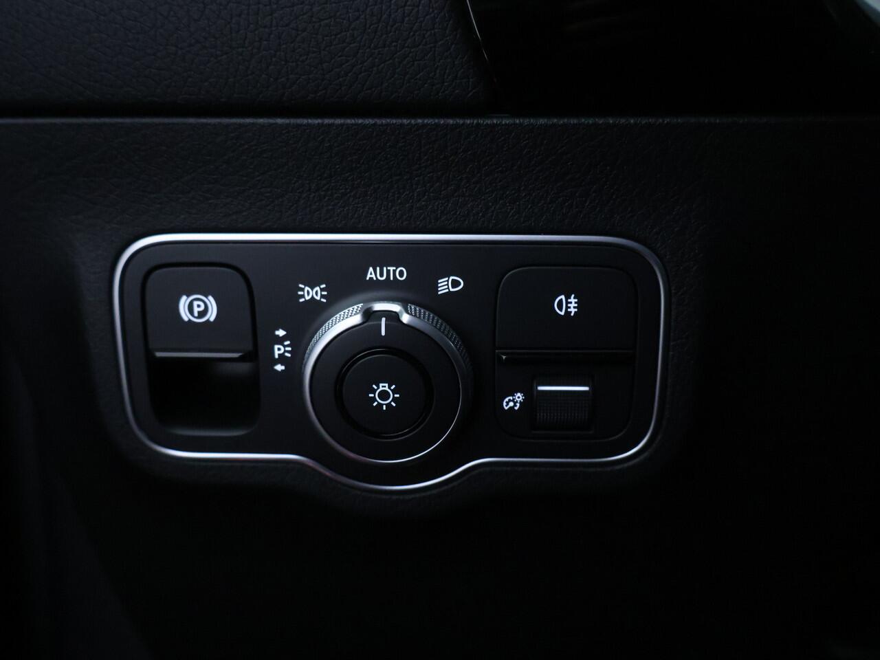 Mercedes-Benz GLA-KLASSE 250 e Plug-In Hybride Edition Progressive Line | 360°-Camera | Distronic | Dodehoek Assist | Ledkoplampen | Keyless-GO. Inclusief 24 maanden MB Certified garantie voor Europa.