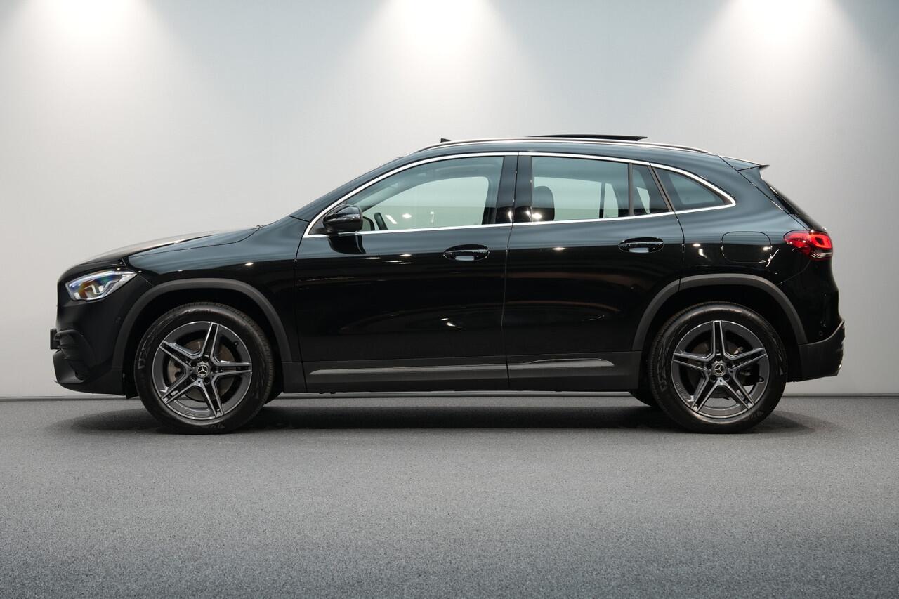 Mercedes-Benz GLA-KLASSE 250 e AMG ? PANO ? WEGK.TREKHAAK ? CAMERA ? NAVI MBUX ? SFEERVERLICHTING